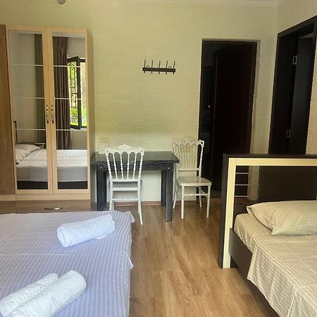 House On Moryakov 55 Aparthotel Chakvi Kültér fotó