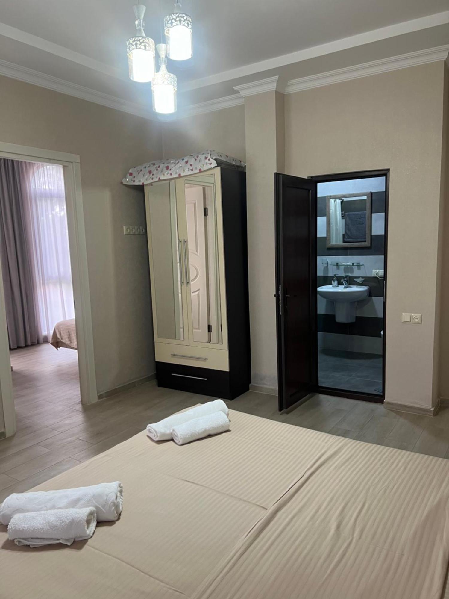 House On Moryakov 55 Aparthotel Chakvi Kültér fotó