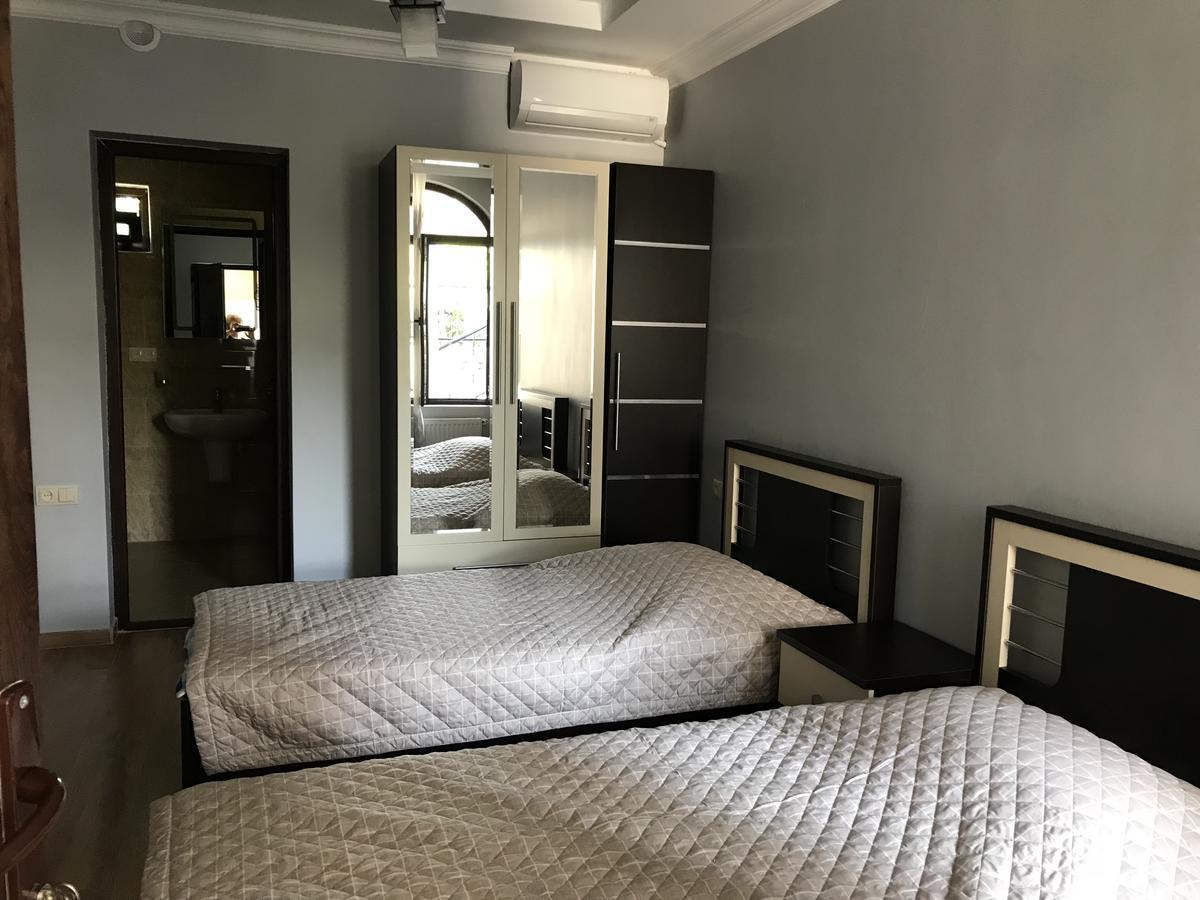 House On Moryakov 55 Aparthotel Chakvi Kültér fotó