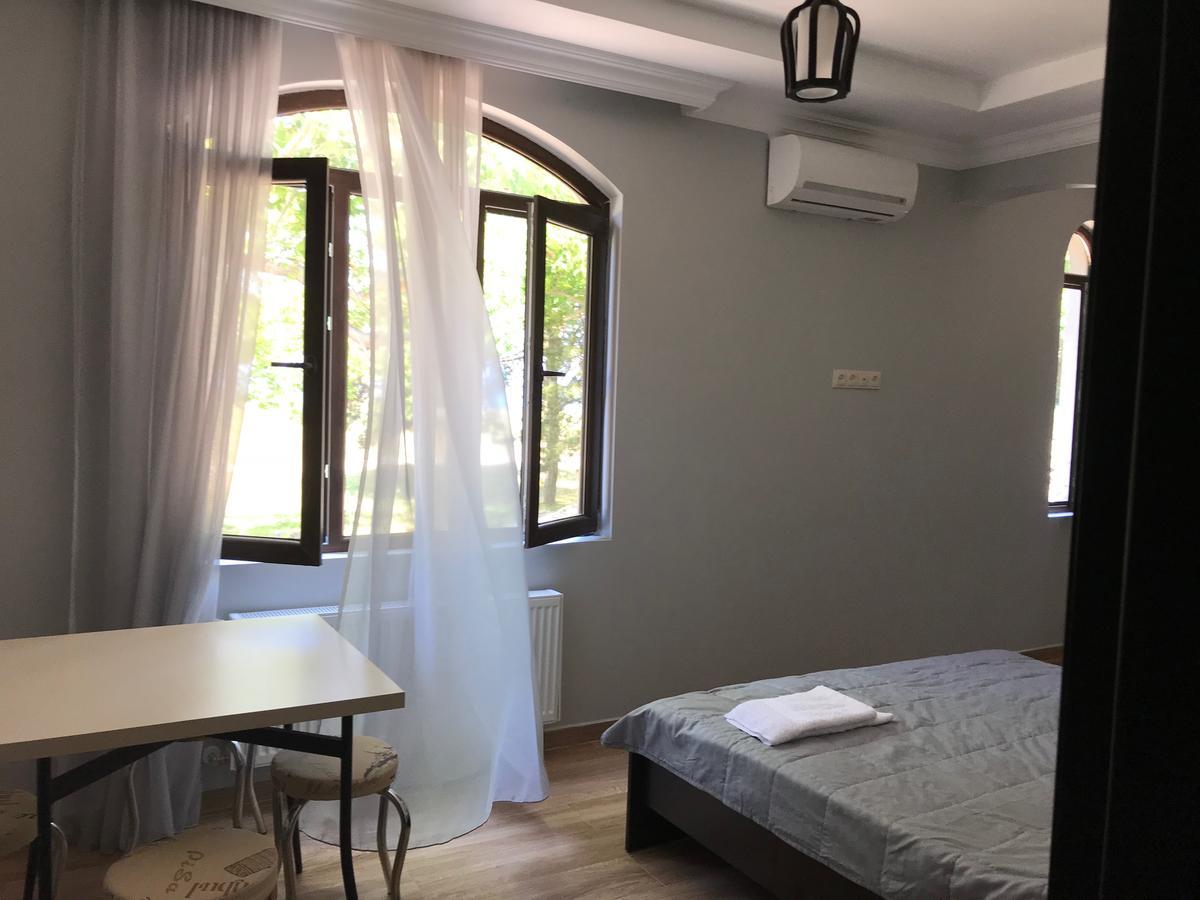 House On Moryakov 55 Aparthotel Chakvi Kültér fotó